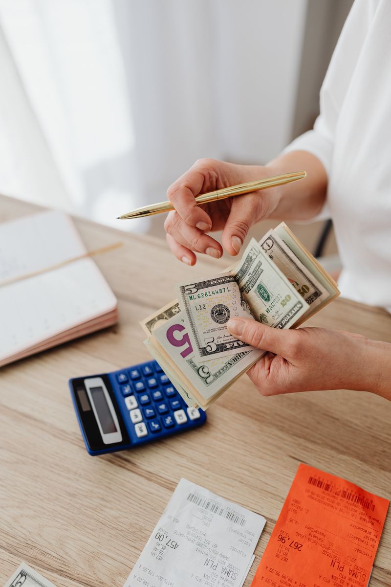 Couples budget sync. Set custom split ratios for uneven incomes or shared responsibilities